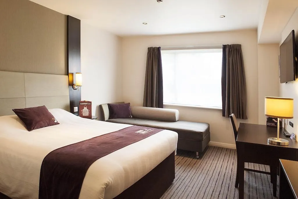 Premier Inn Bath City Centre-1