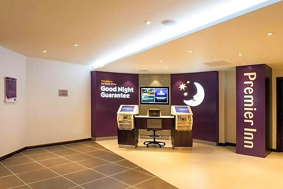 Premier Inn Bath City Centre-1