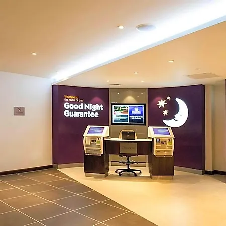 Premier Inn Bath City Centre-3