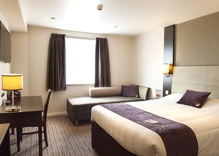 Hotels in BathPremier Inn City Centre